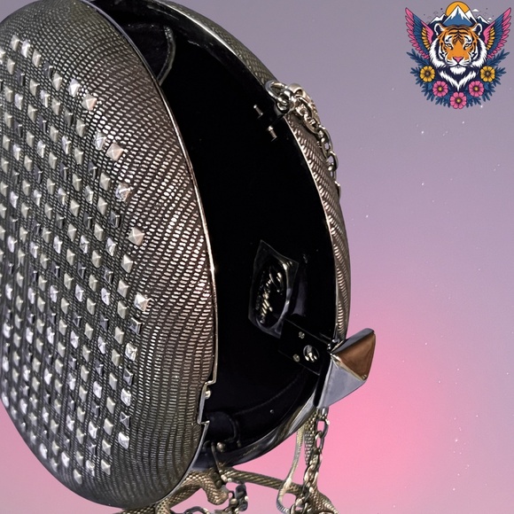 🌟Judith Leiber: Studded Circle Clutch (Overture)🌟